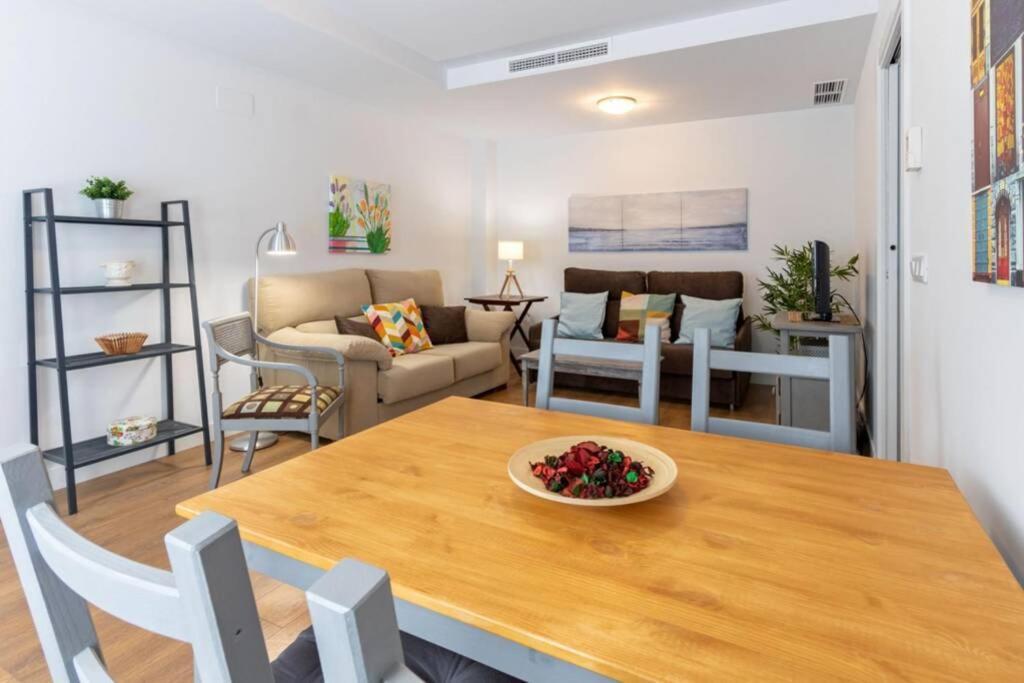 Triana Pages Oasis By Valcambre Apartamento Sevilha Exterior foto
